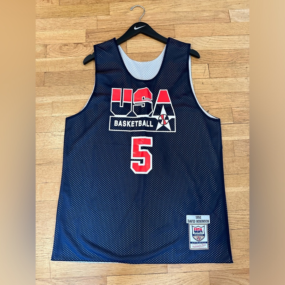 USA Mitchell & Ness David Robinson reversible mesh jersey size medium